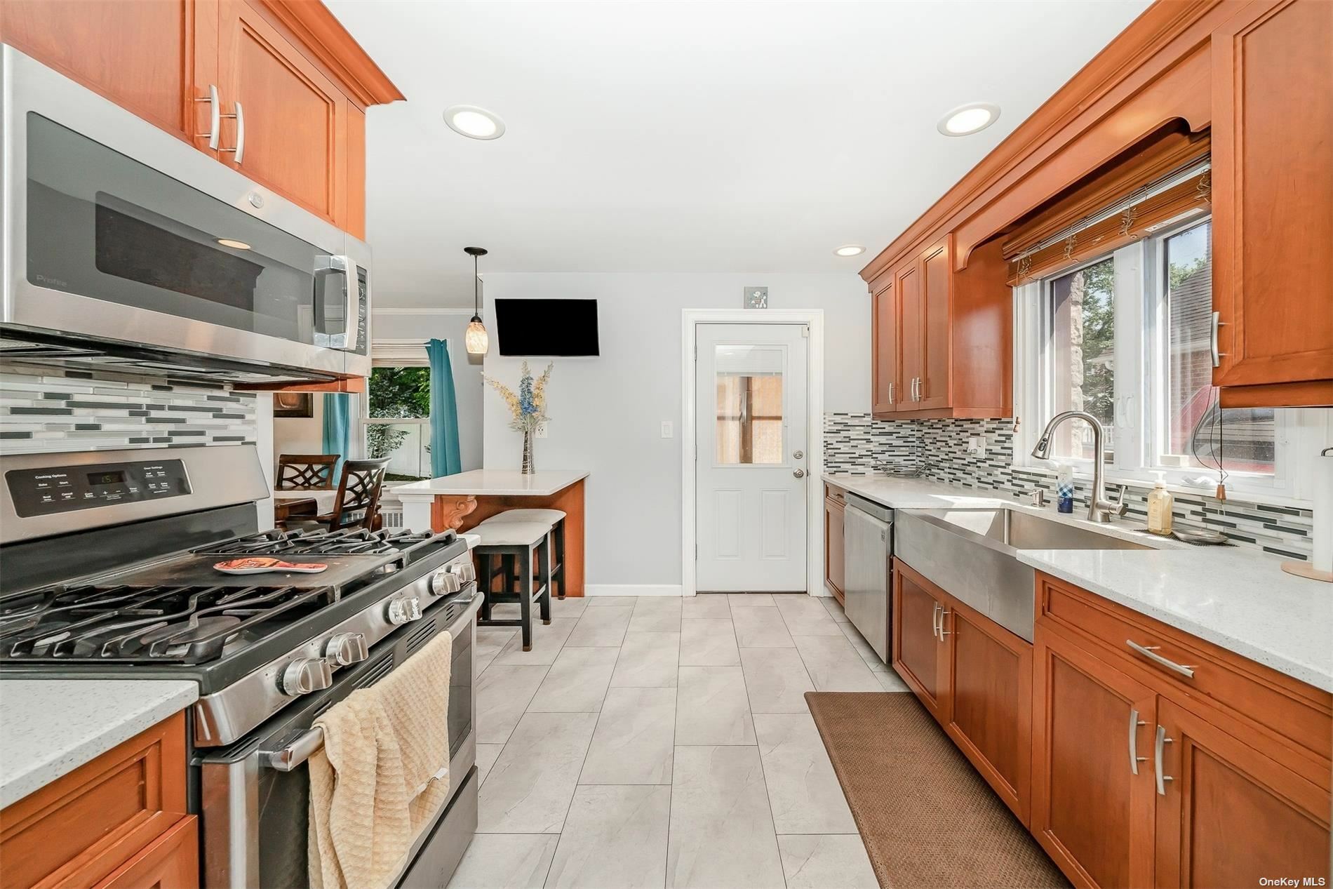 Property Photo:  48 Elmwood Avenue  NY 11550 