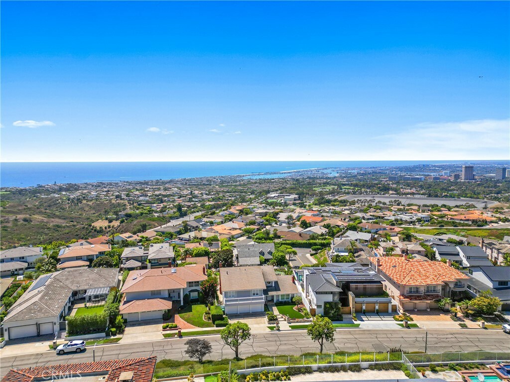 Property Photo: 7 Rocky Point Road CA 92625