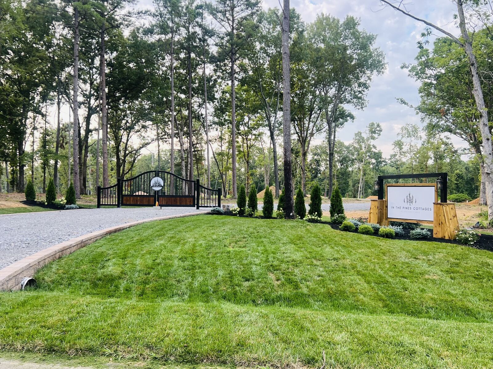 Property Photo:  116 Pine Grove Ln  TN 37058 