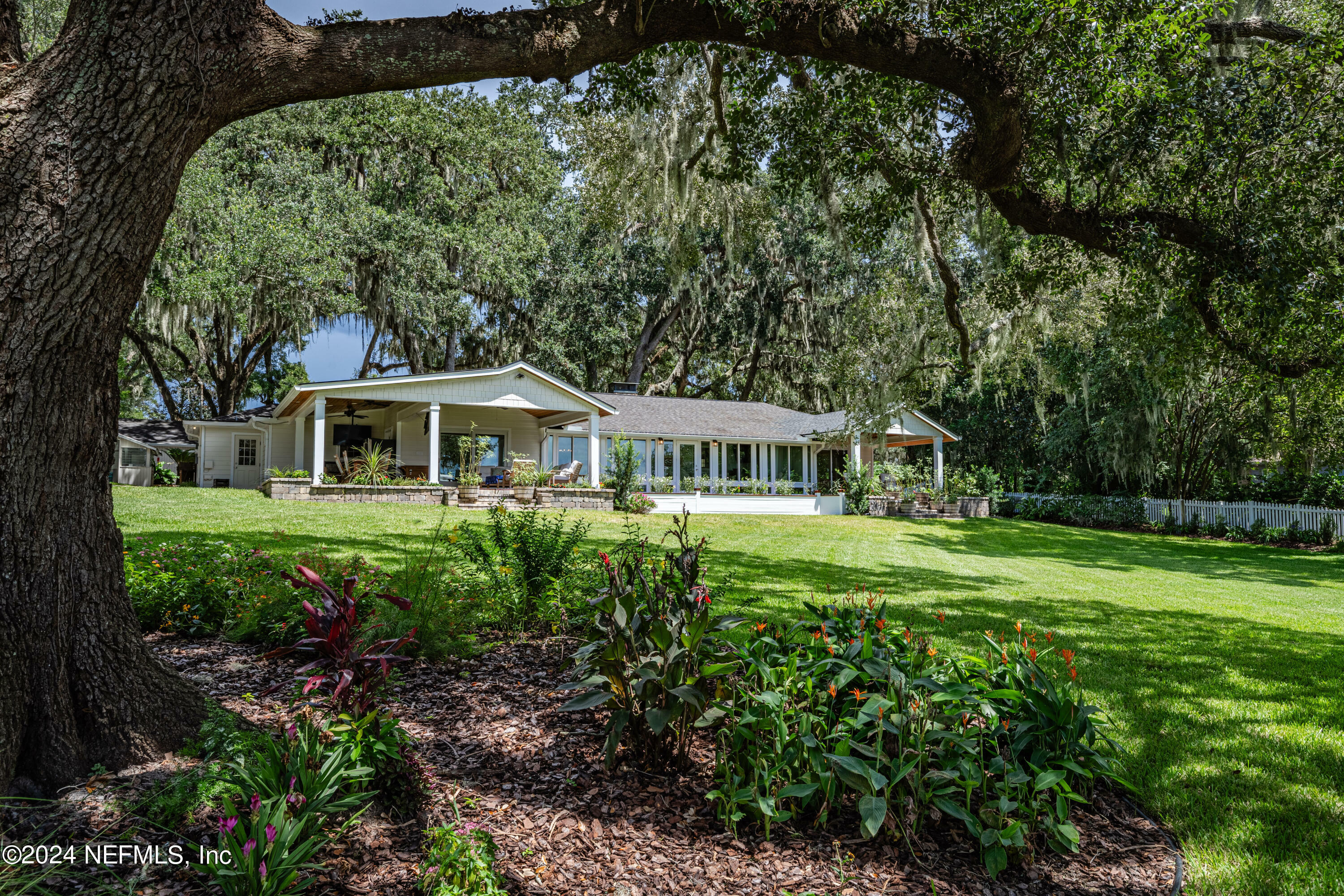 Property Photo:  6457 Pottsburg Drive  FL 32211 