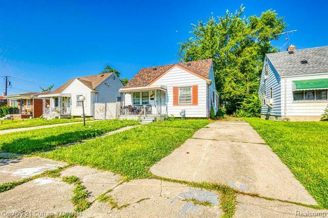 Property Photo:  8867 Rutland Street  MI 48228 