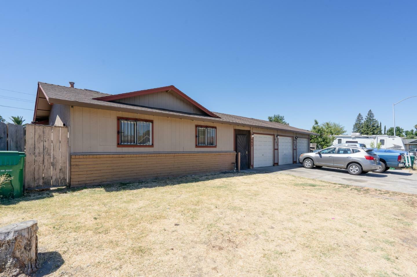 Property Photo:  485 Jill Circle  CA 95210 