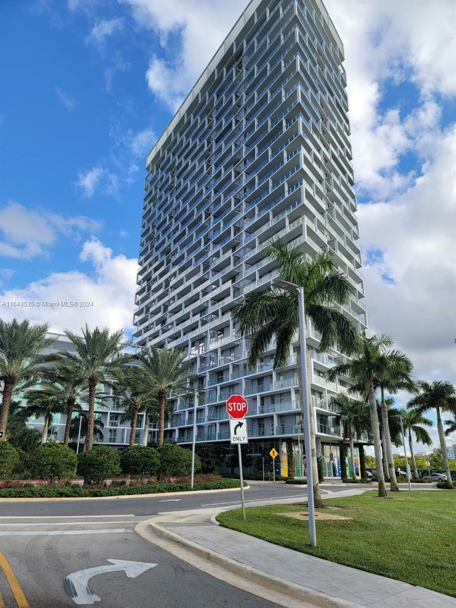 Property Photo:  2000 Metropica Way 2411  FL 33323 