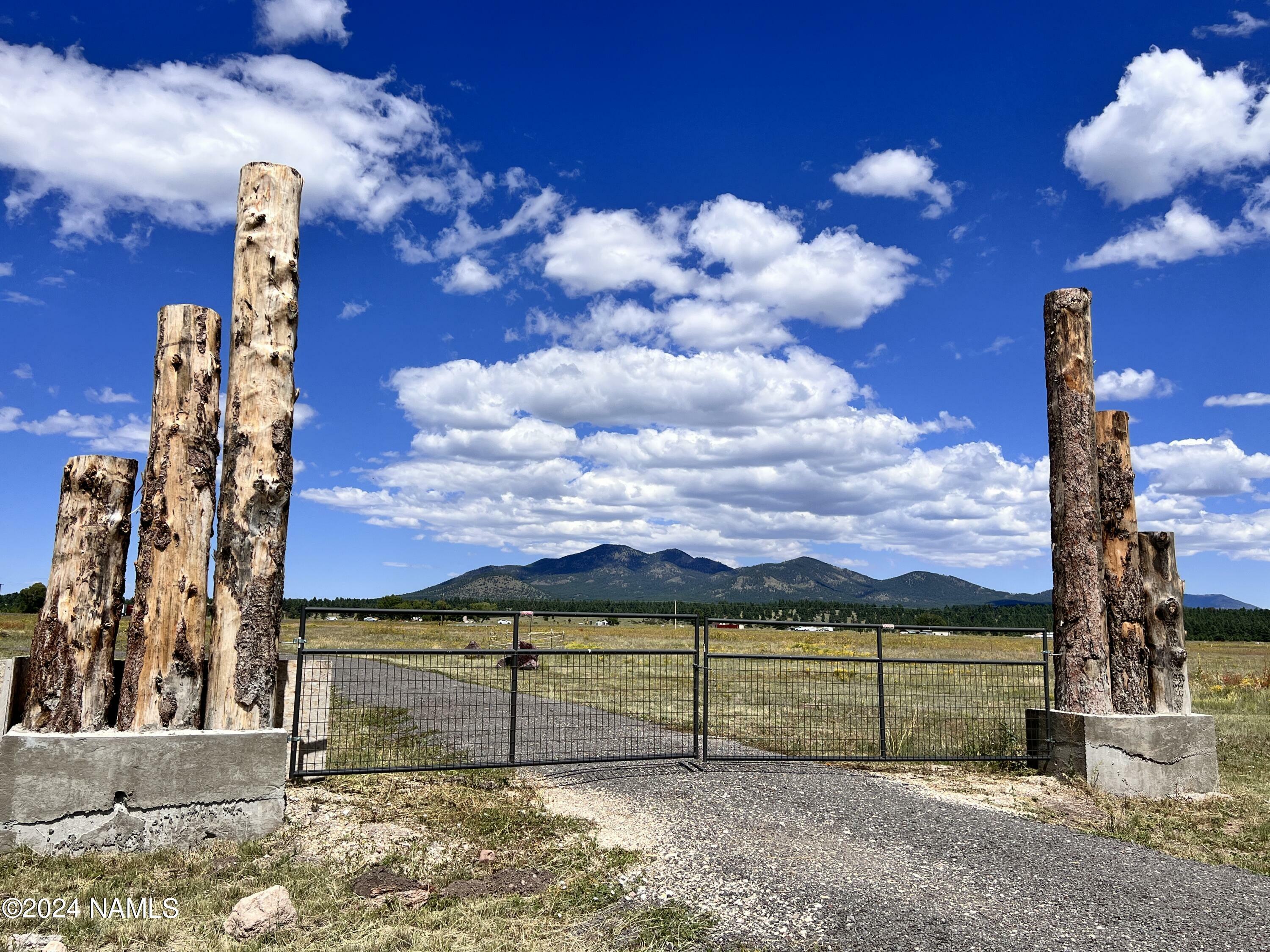 Property Photo:  7785 E Pittman Valley Road  AZ 86046 