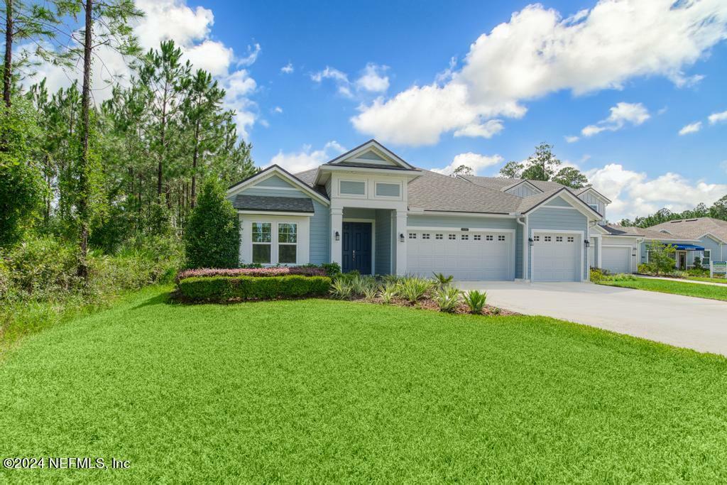 Property Photo:  75709 Lily Pond Court  FL 32097 