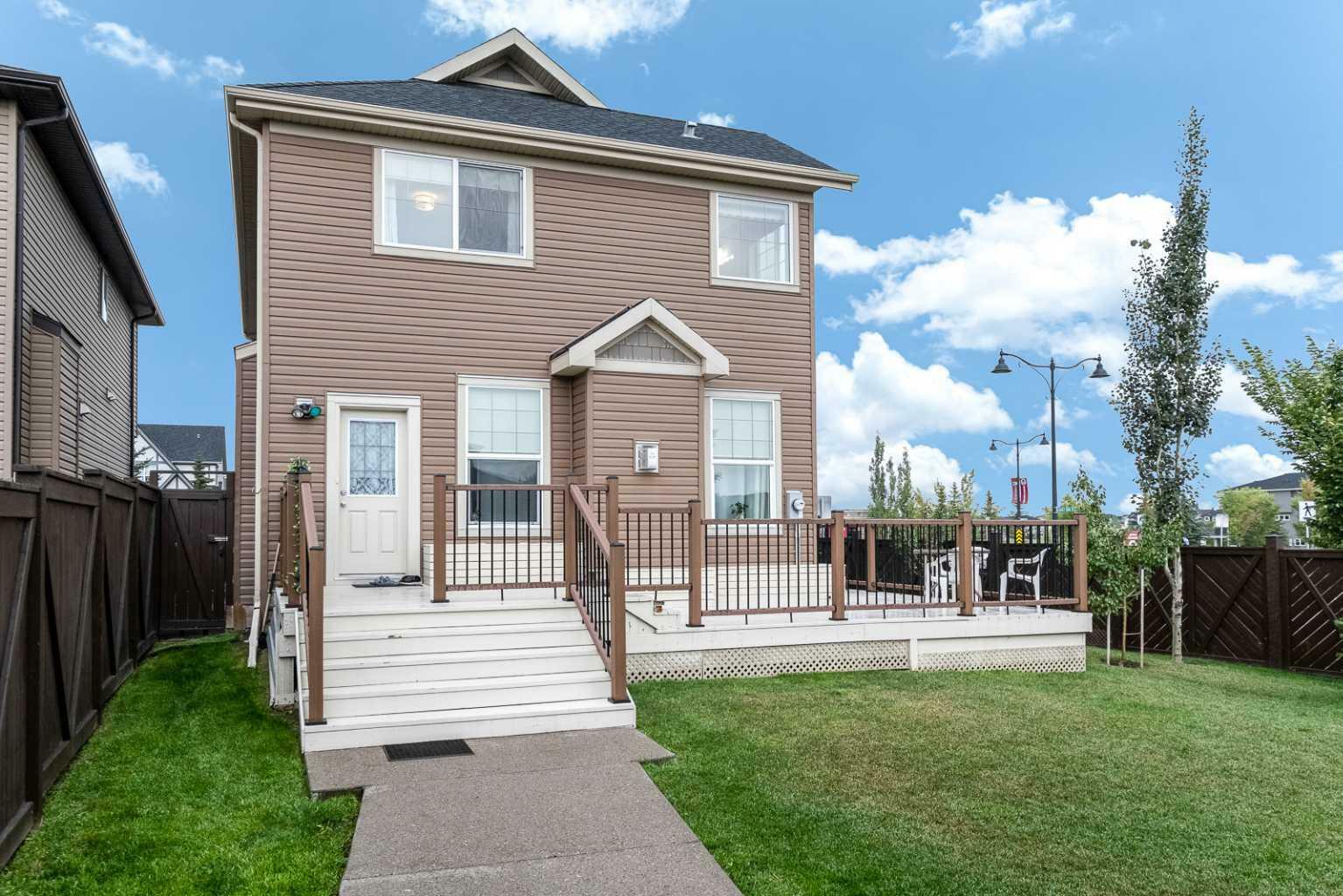 Property Photo:  53 Legacy Gate SE  AB T2X 0W3 