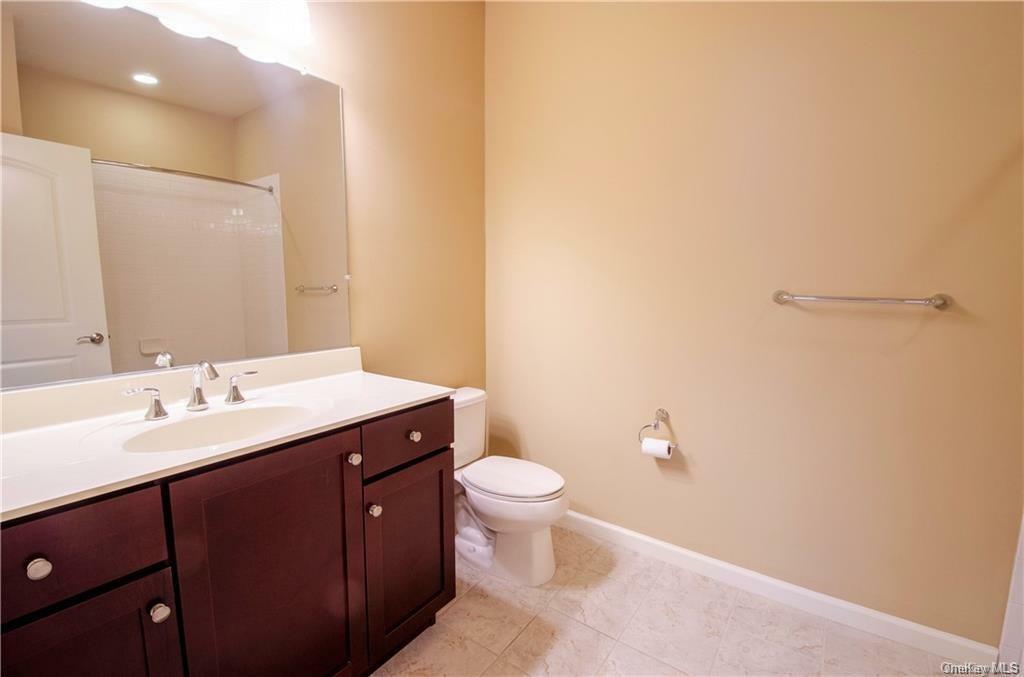 Property Photo:  103 Canter Court  NY 10924 