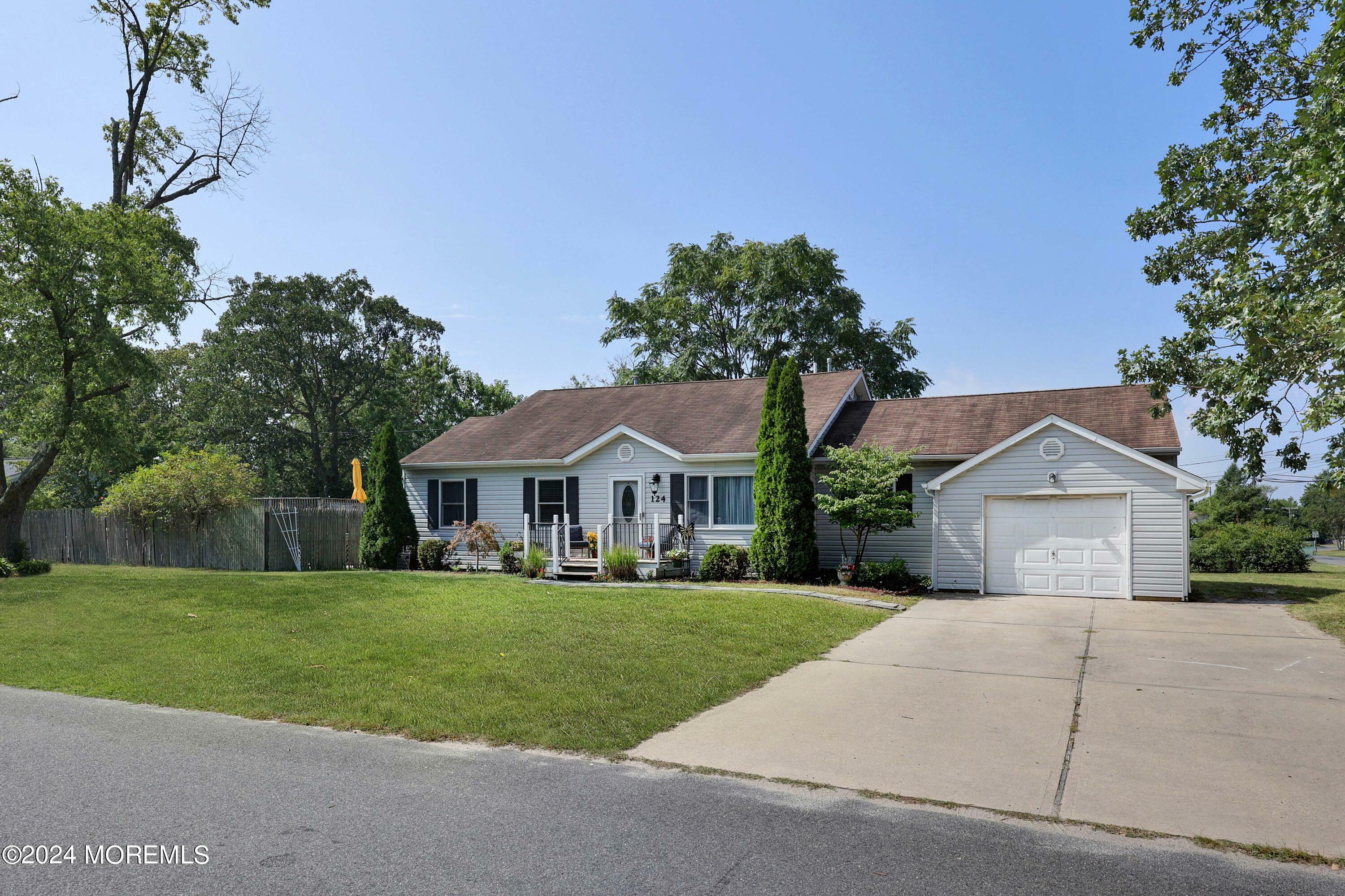 Property Photo:  124 Oakwood Drive  NJ 08723 