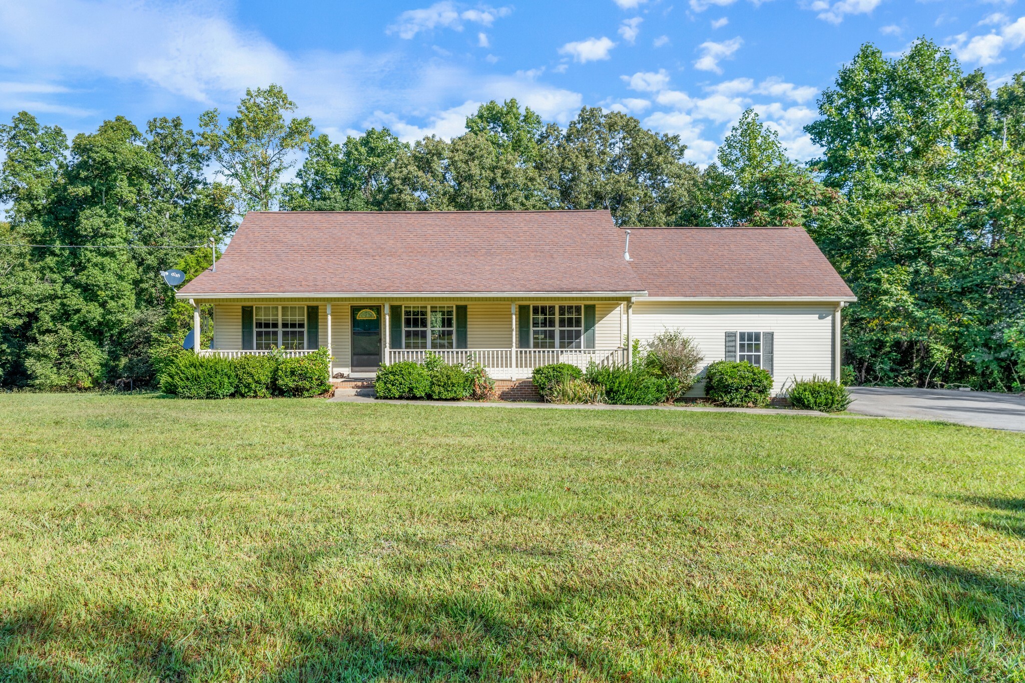 Property Photo:  1111 Old County House Rd  TN 37036 