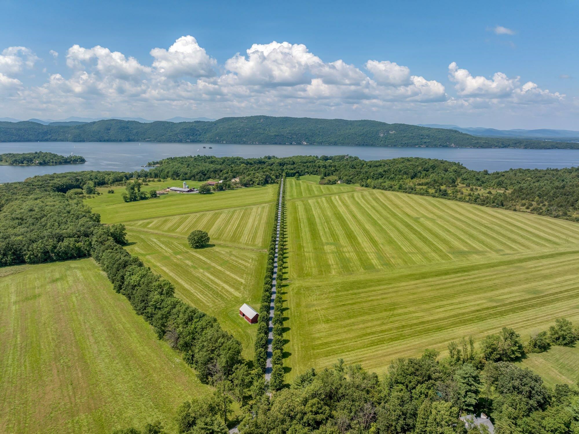 Property Photo:  1044 Grosse Point Road  VT 05456 