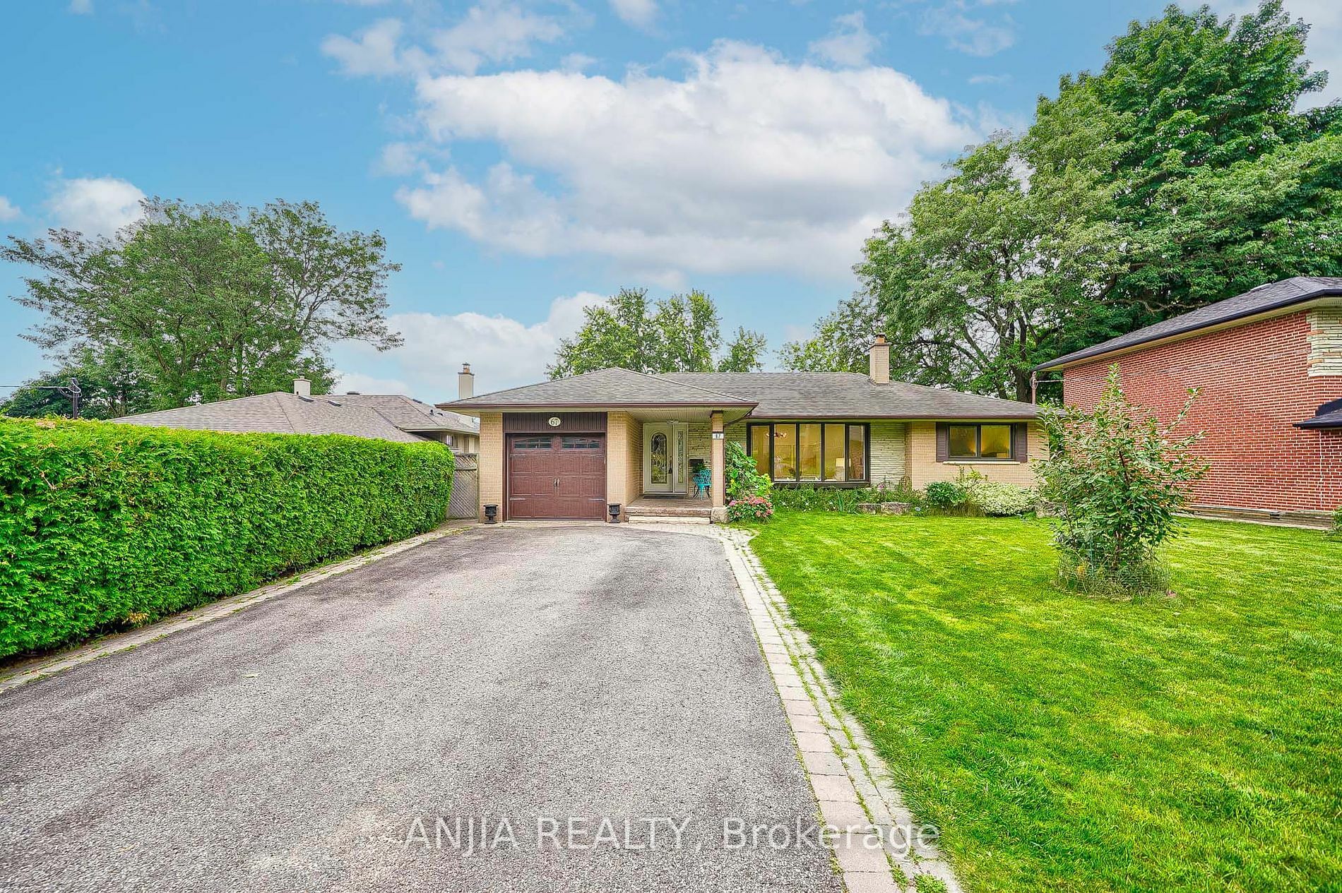 67 Lincoln Green Dr  Markham ON L3P 1R6 photo