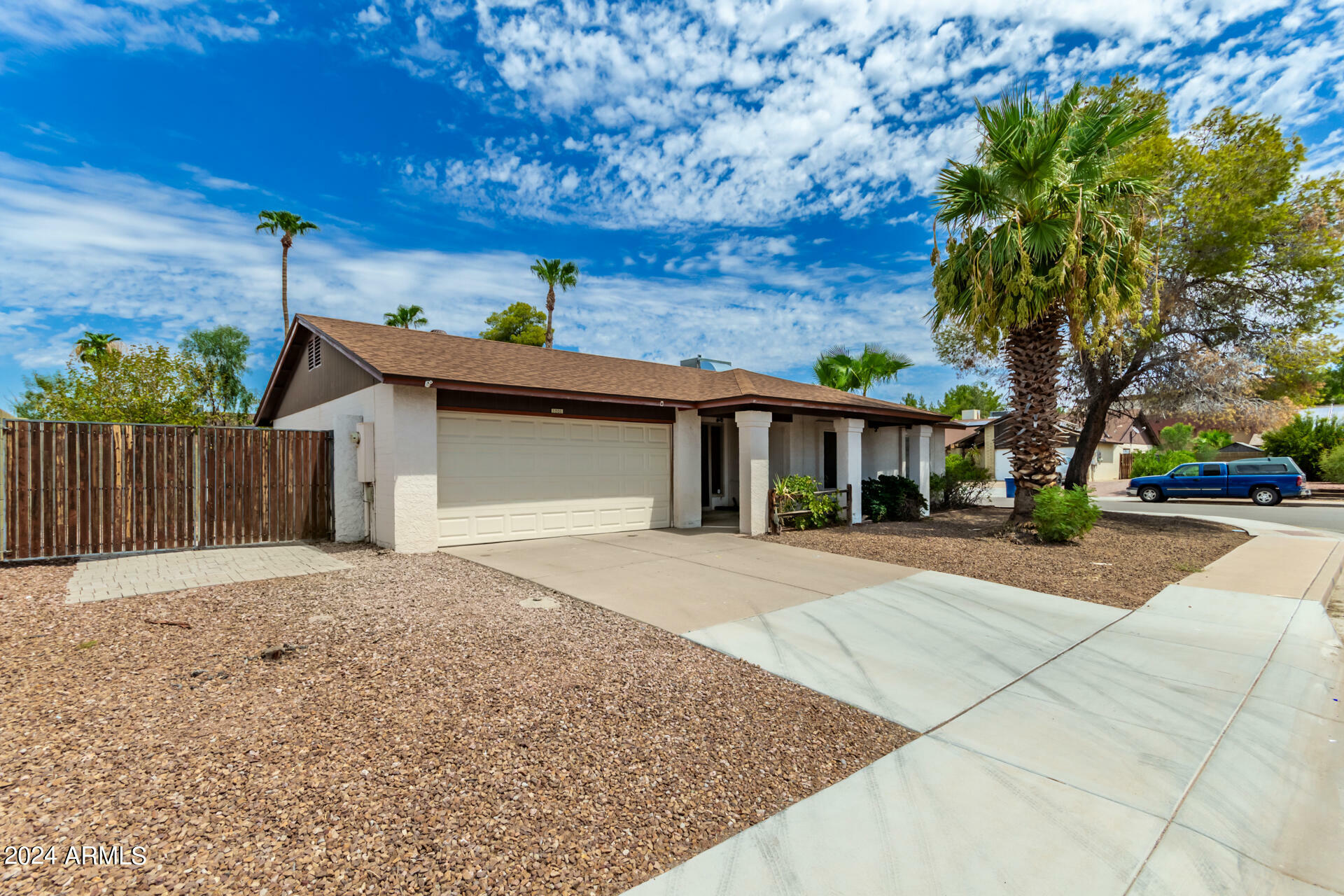 Property Photo:  2200 W Colt Road  AZ 85224 