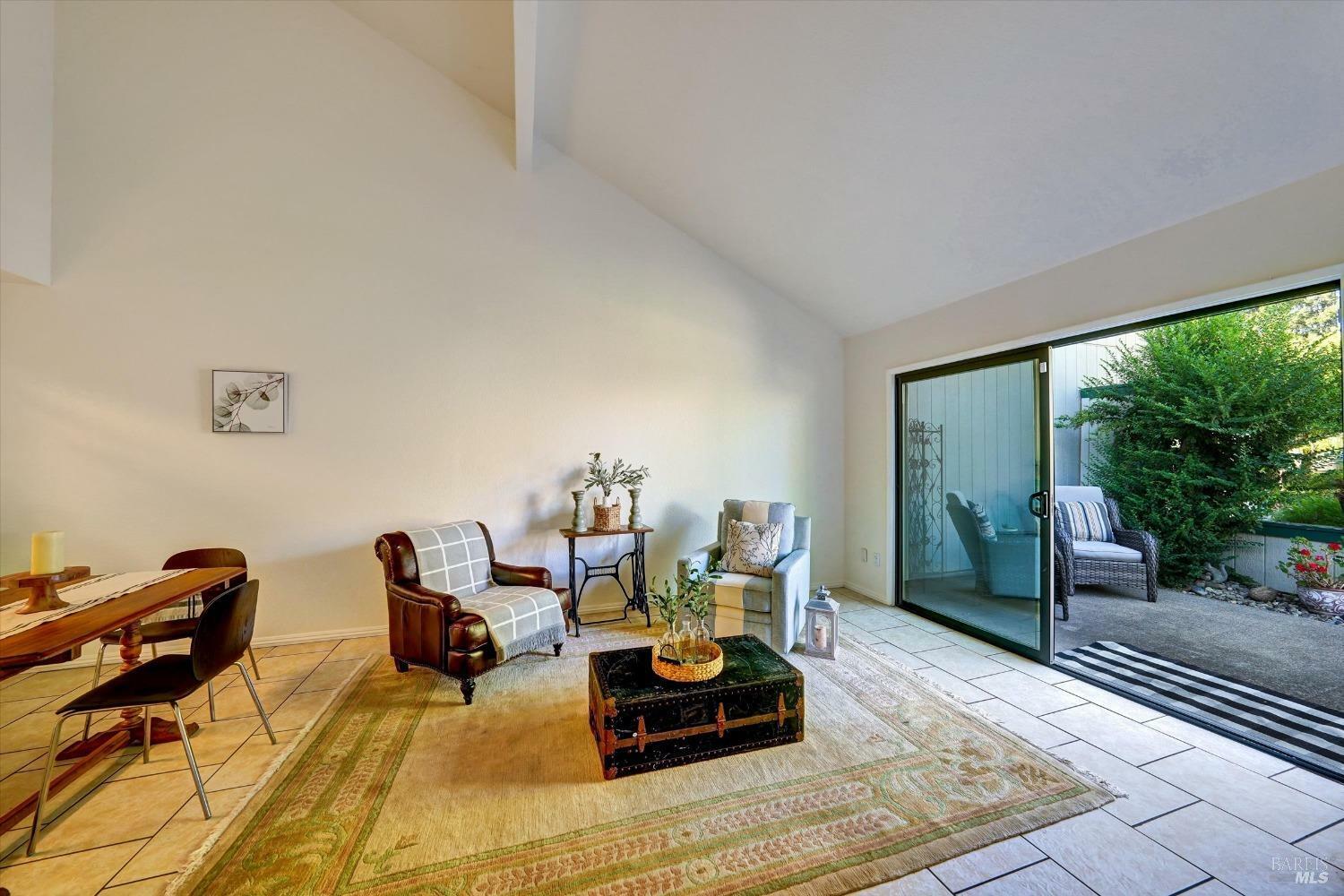 Property Photo:  573 Norlee Street  CA 95472 