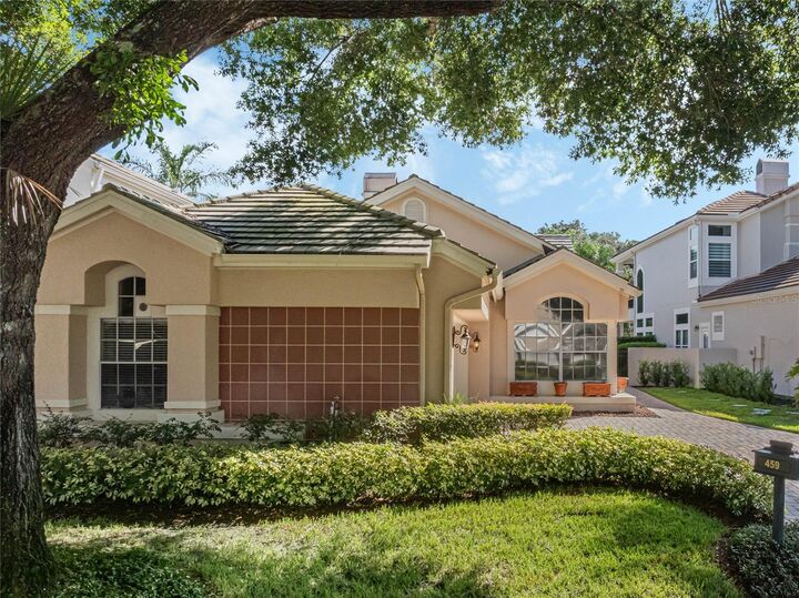 Property Photo: 459 Denton Court FL 32746