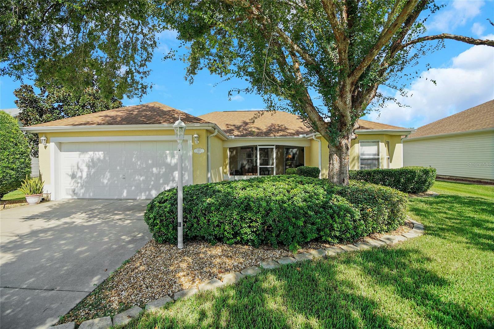 Property Photo: 1213 El Esparza Lane FL 32159