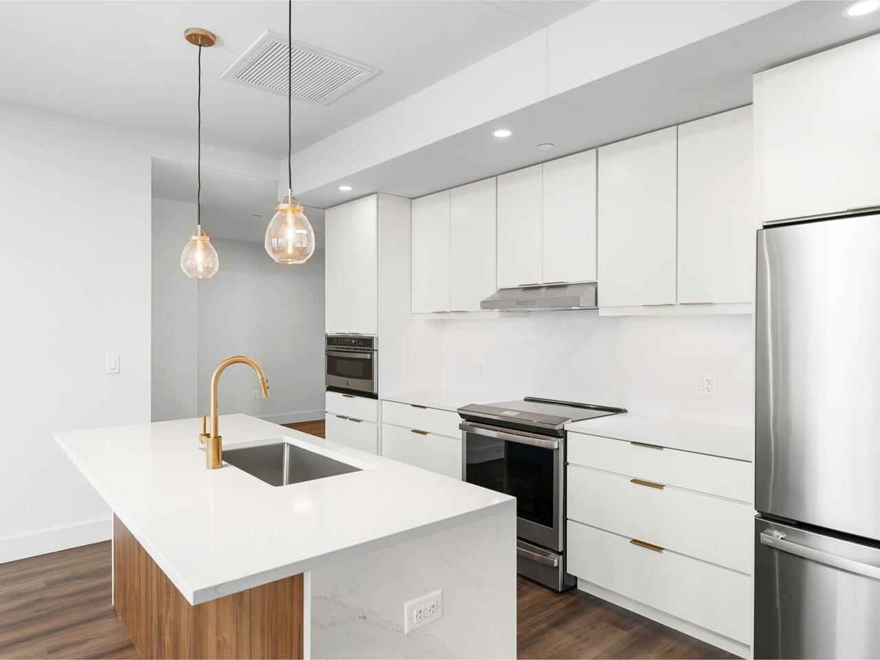 Property Photo: 125 Cambrian Way VT 05401