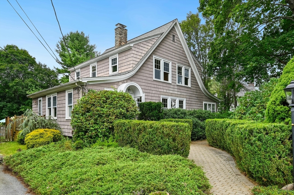 Property Photo:  17 Sartell Rd  MA 01519 