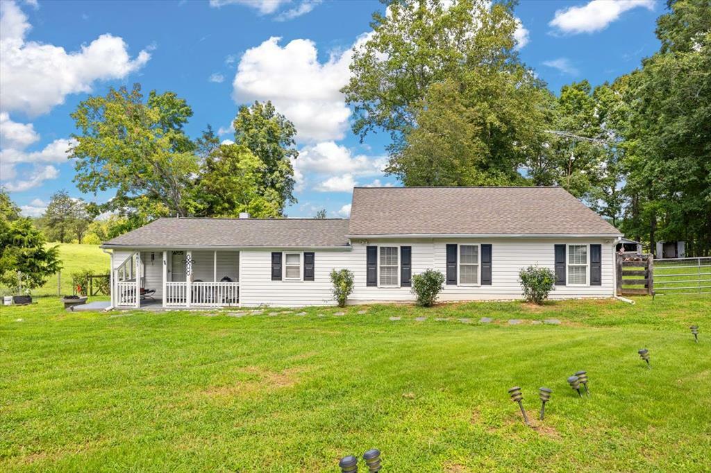 Property Photo:  4855 Tower Hill Rd  VA 24553 