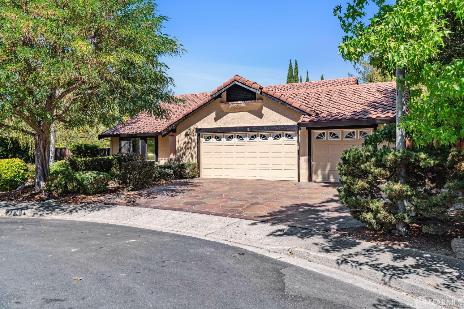 Property Photo:  320 Meadowood Court  CA 94523 