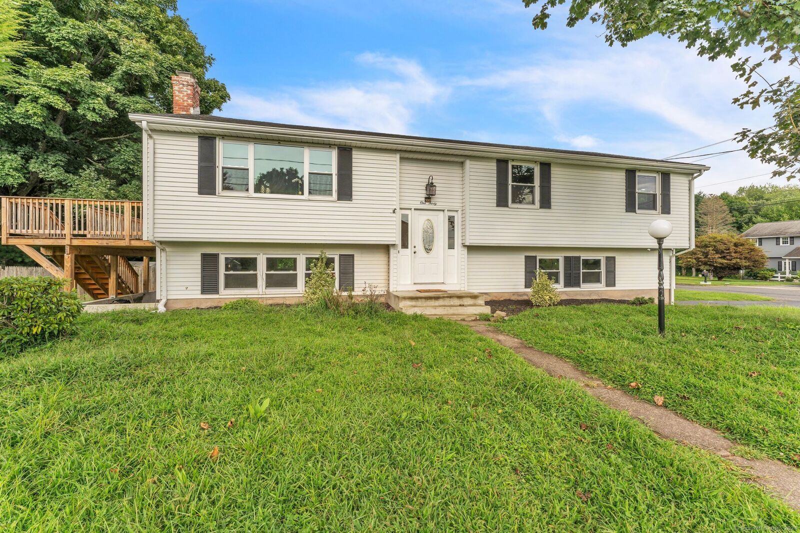 Property Photo: 130 Skyline Drive CT 06118