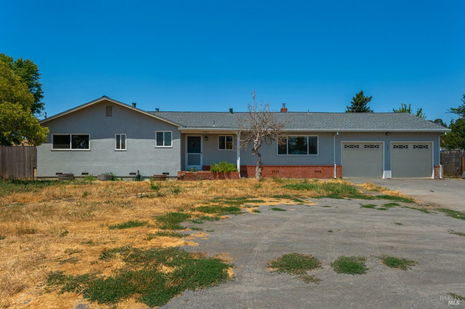 Property Photo:  901 Ludwig Avenue  CA 95407 