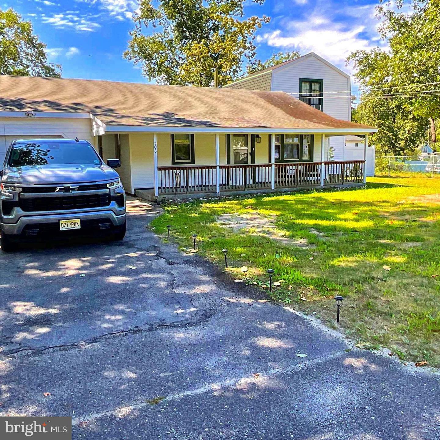 Property Photo:  506 New Jersey Road  NJ 08015 