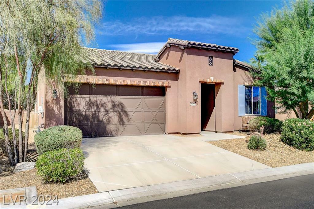 Property Photo:  5625 Galivan Vista Street  NV 89081 