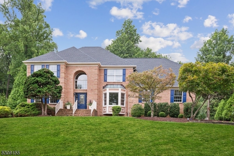 Property Photo:  12 Tanglewood Drive  NJ 07059 