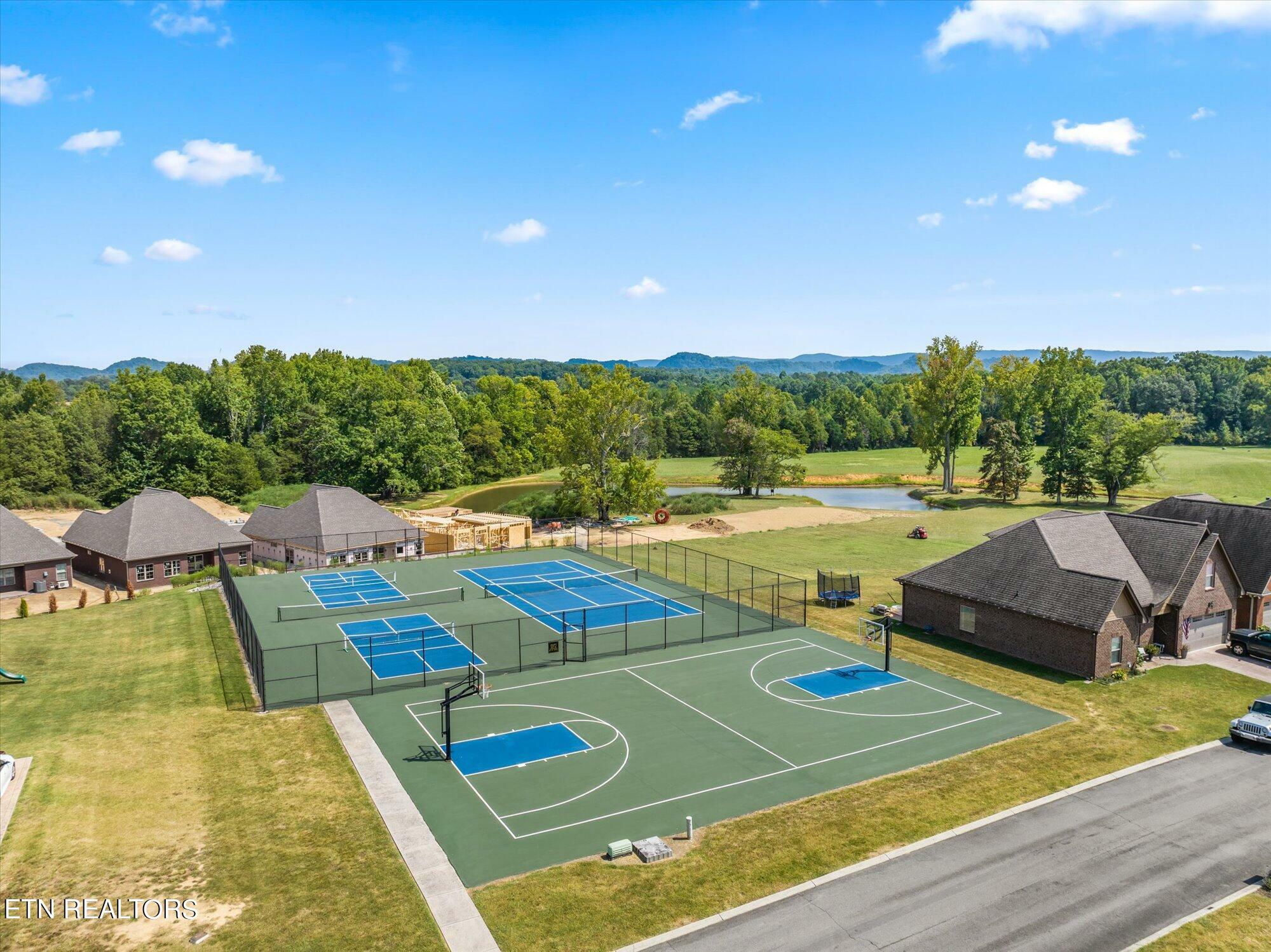 Property Photo: 207 Zion Cv Lane TN 37329