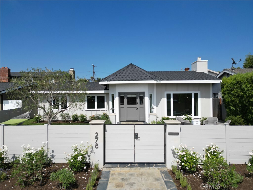 Property Photo:  278 Palmer Street  CA 92627 