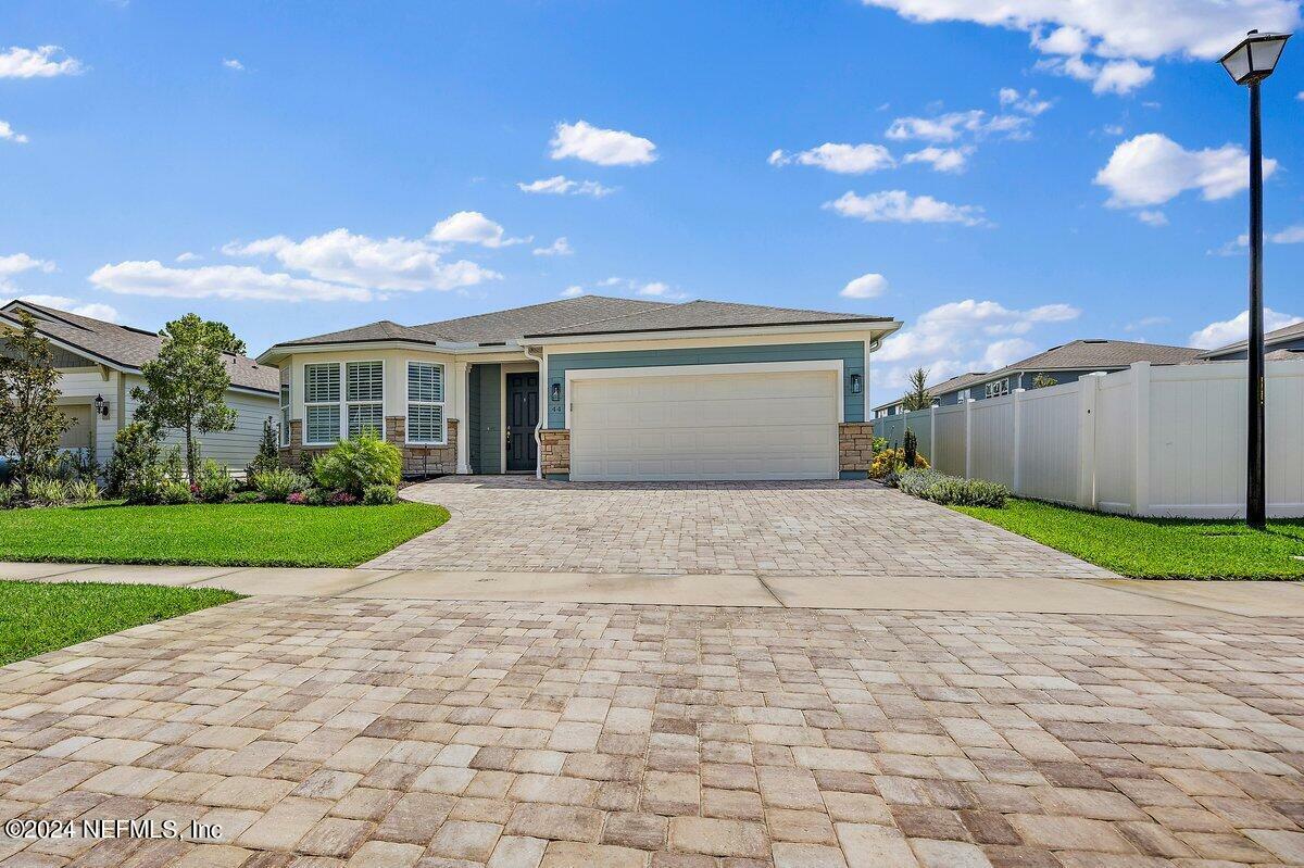 Property Photo:  44 Garden Court  FL 32092 