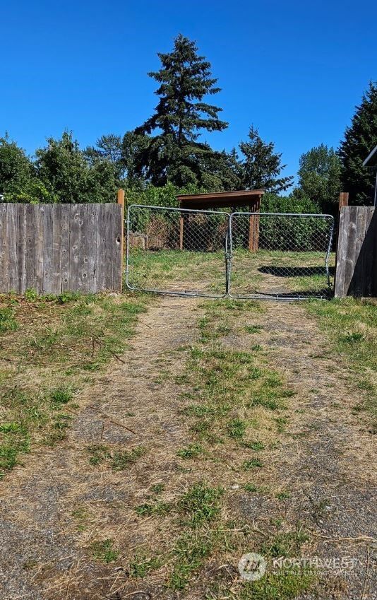 Property Photo:  10616 12th Avenue SW  WA 98146 