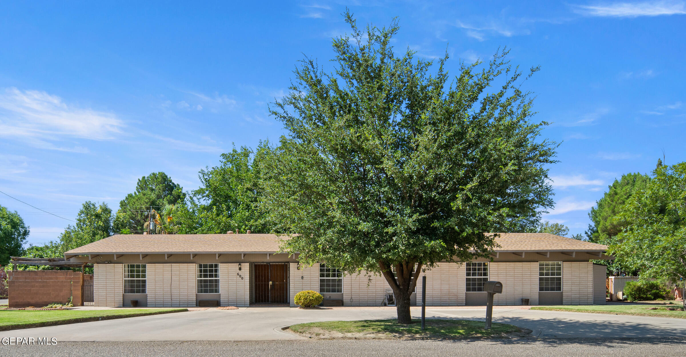 Property Photo:  600 Las Olas Court  TX 79932 