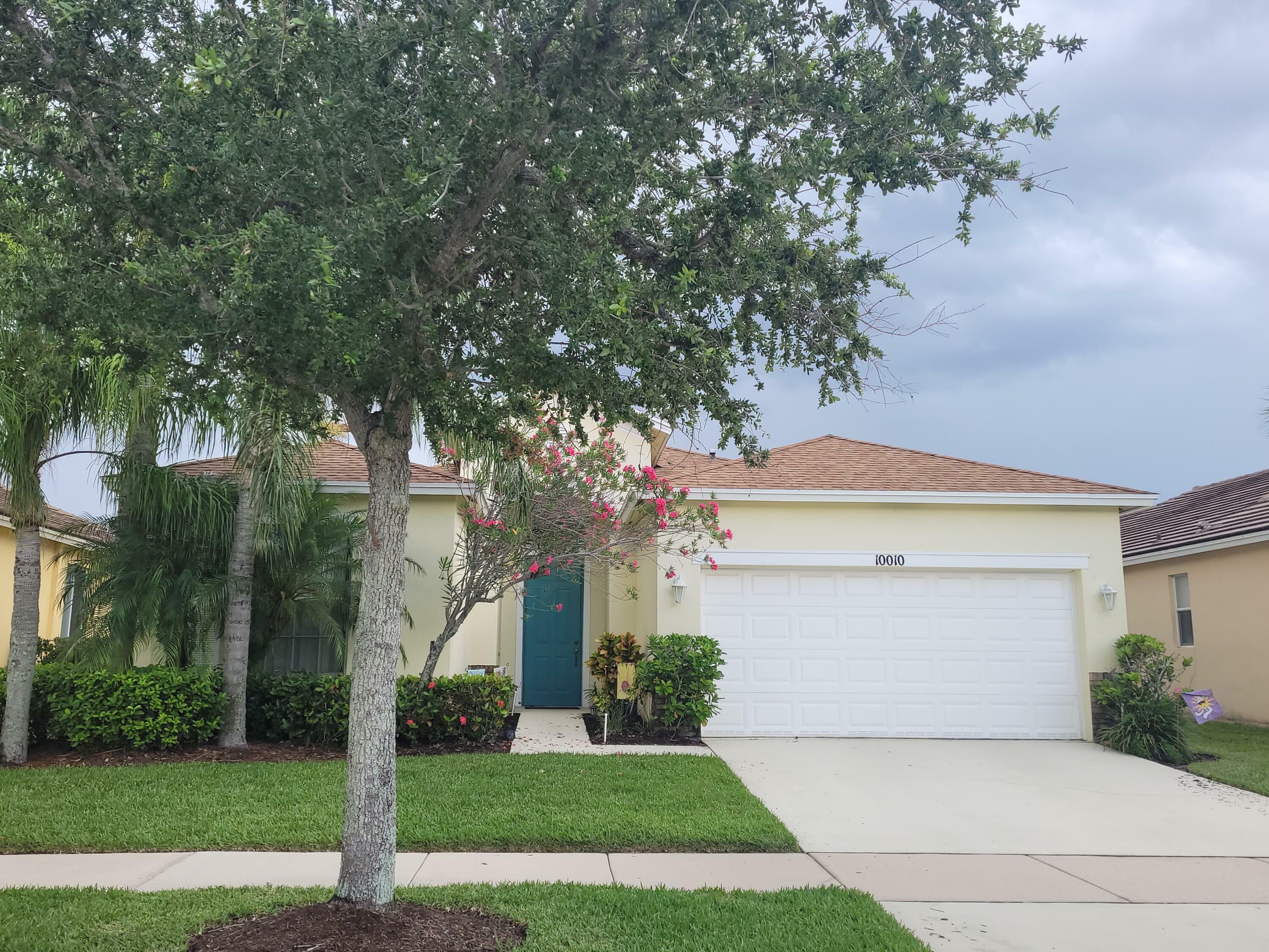 Property Photo:  10010 SW Stonegate Drive  FL 34987 