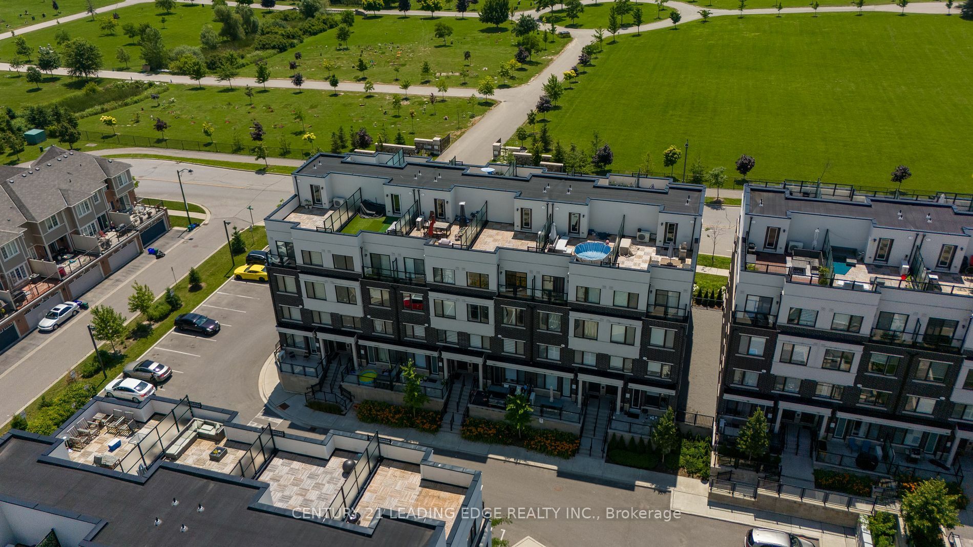 Photo de la propriété:  1711 Pure Springs Blvd 415  ON L1V 2P8 