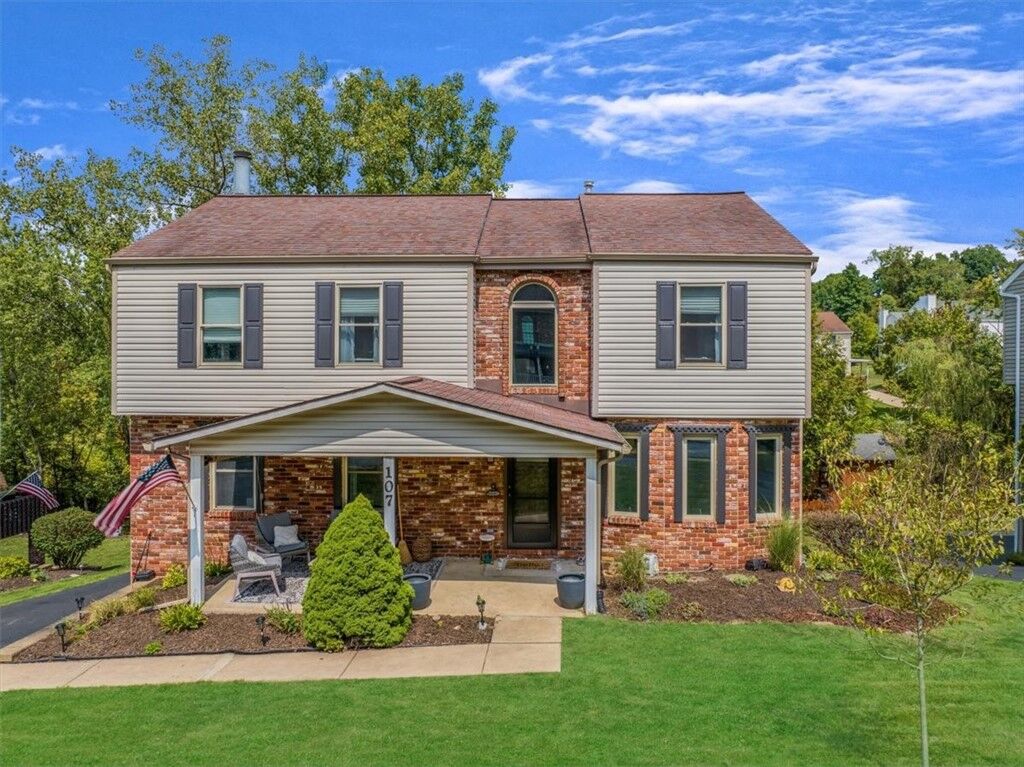 Property Photo:  107 Edgemeade Drive  PA 15146 