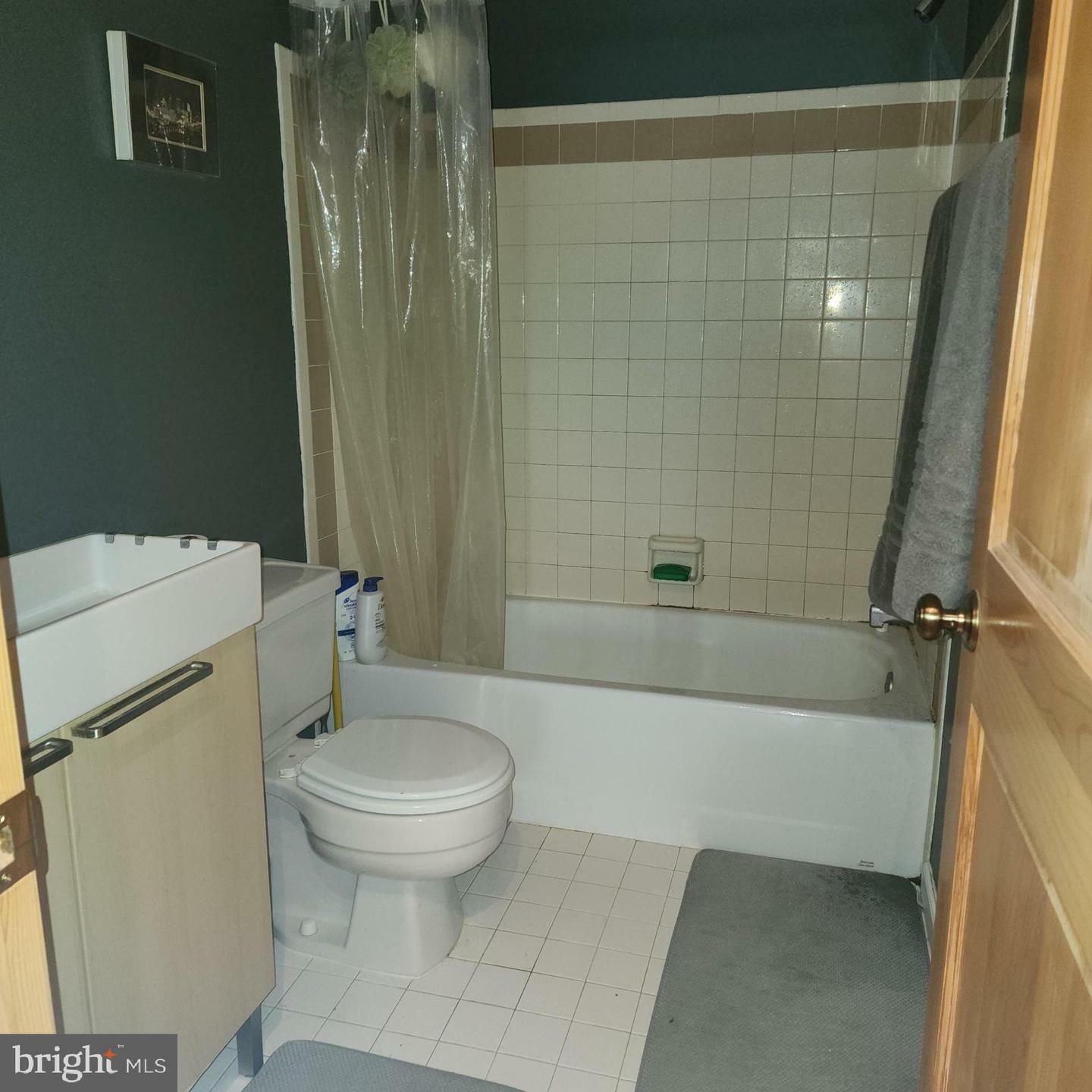 Property Photo:  4934 Columbia Road 3  MD 21044 