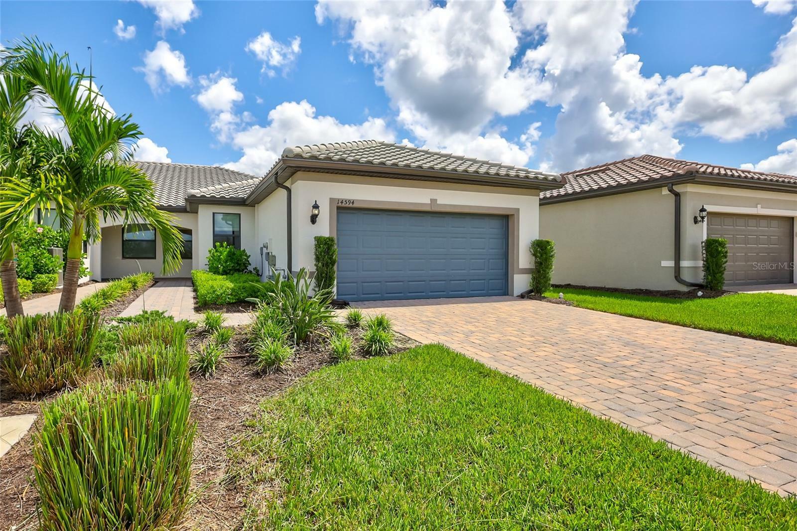 Property Photo:  14594 Mossy Pine Court  FL 34275 