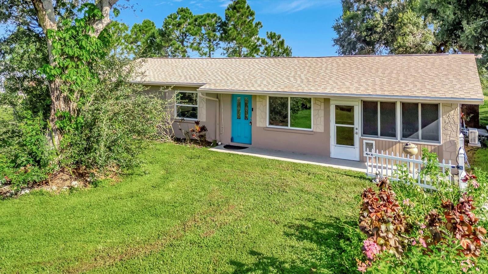 Property Photo:  3805 61st Street E  FL 34221 