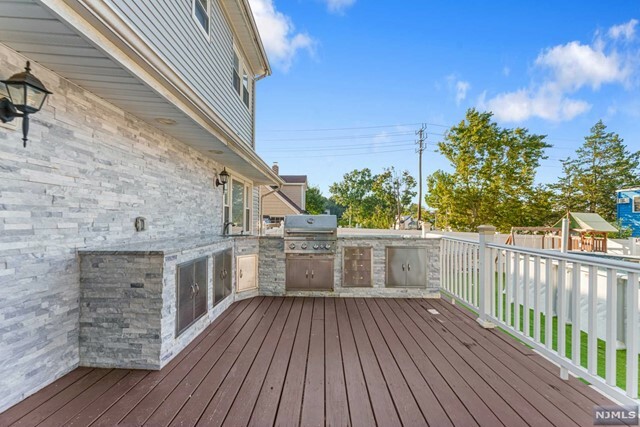 Property Photo:  161 Wood Ridge Avenue  NJ 07075 