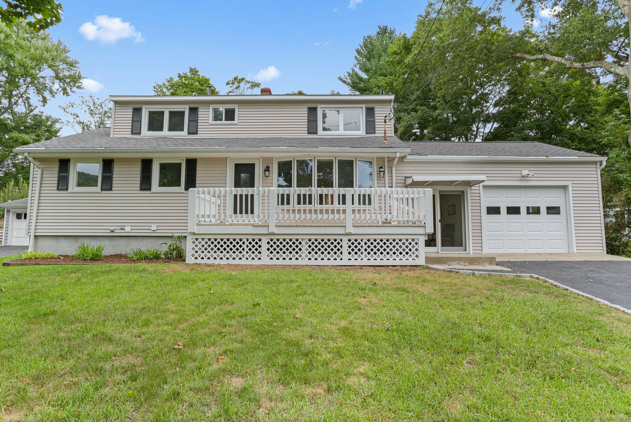 Property Photo:  80 Sasapequan Road  CT 06824 