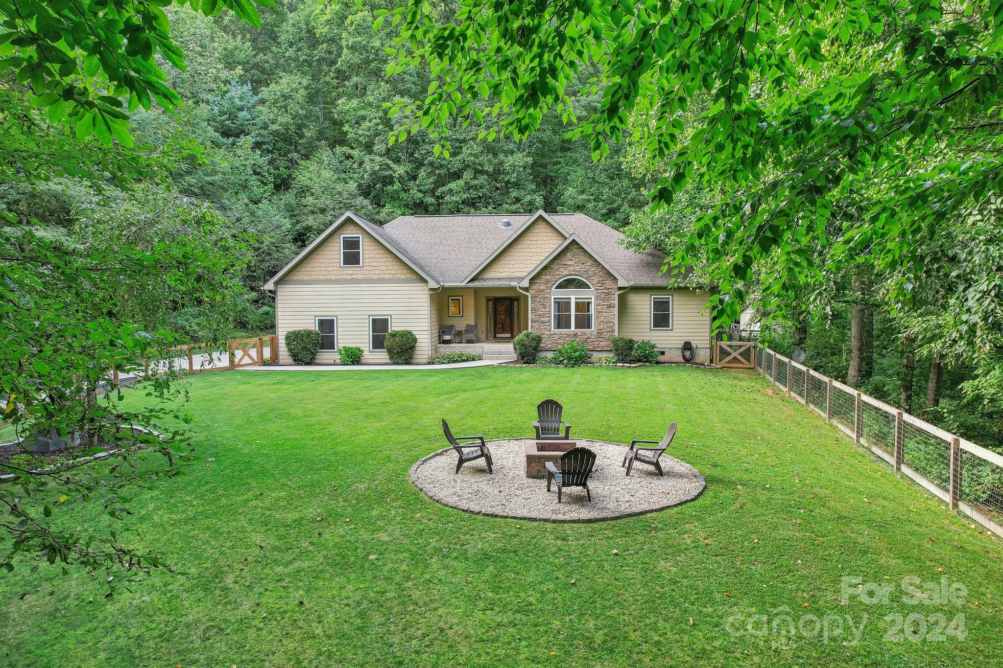 Property Photo:  22 Aunt Belles Cove  NC 28786 