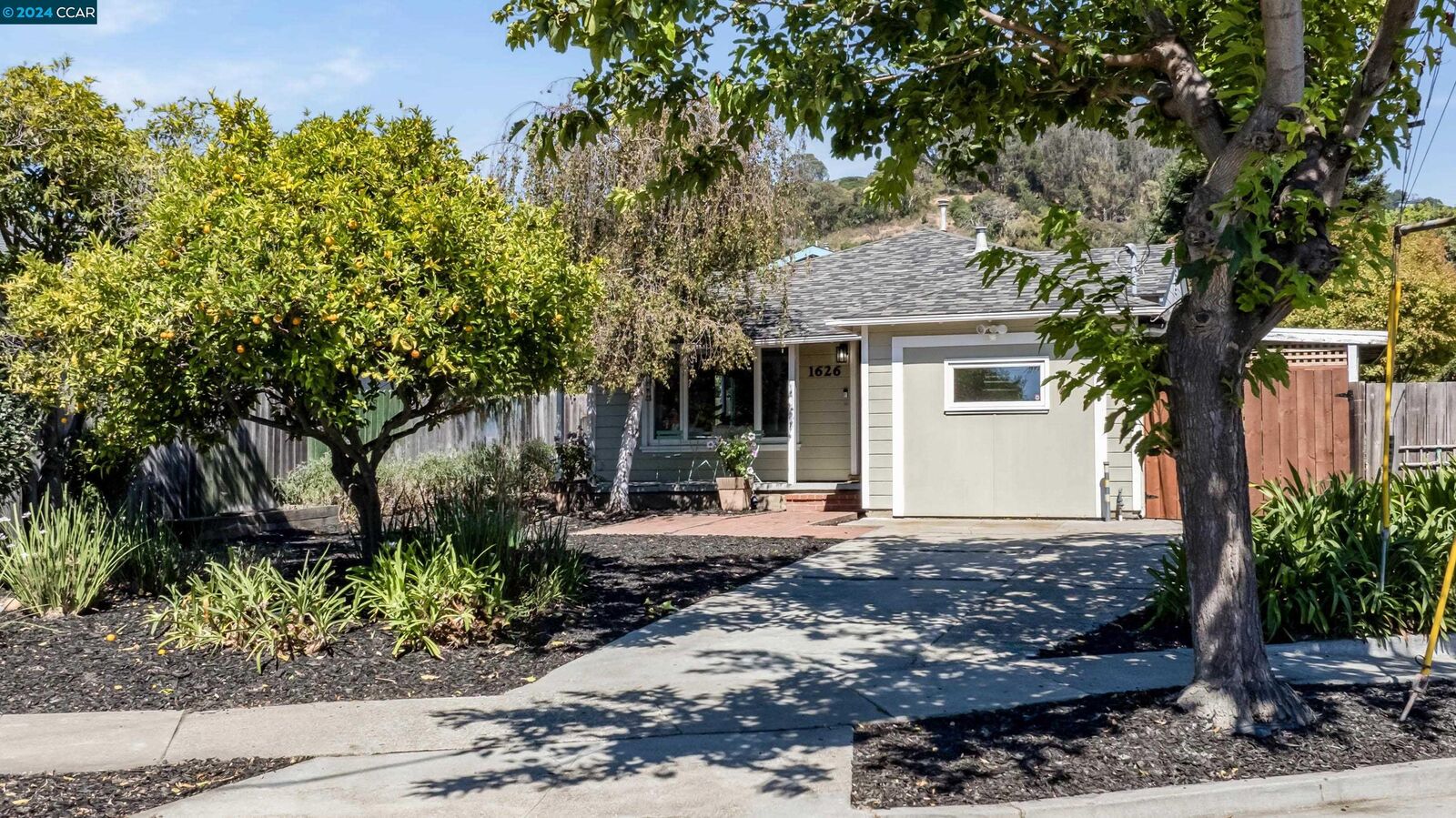 Property Photo:  1626 Norvell St  CA 94530 