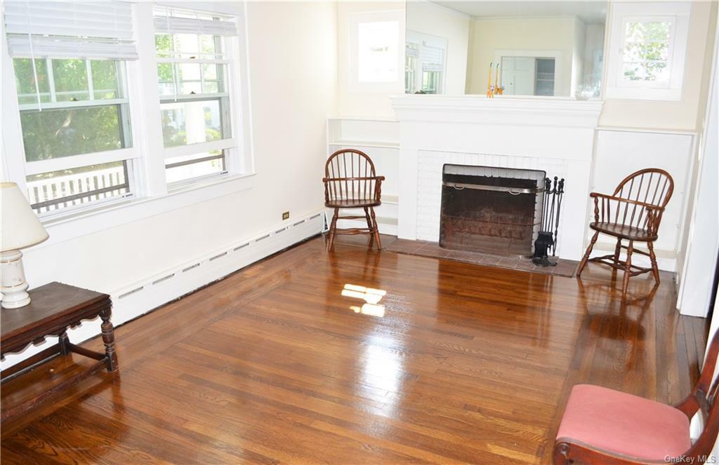 Property Photo:  5 Bursley Place  NY 10605 