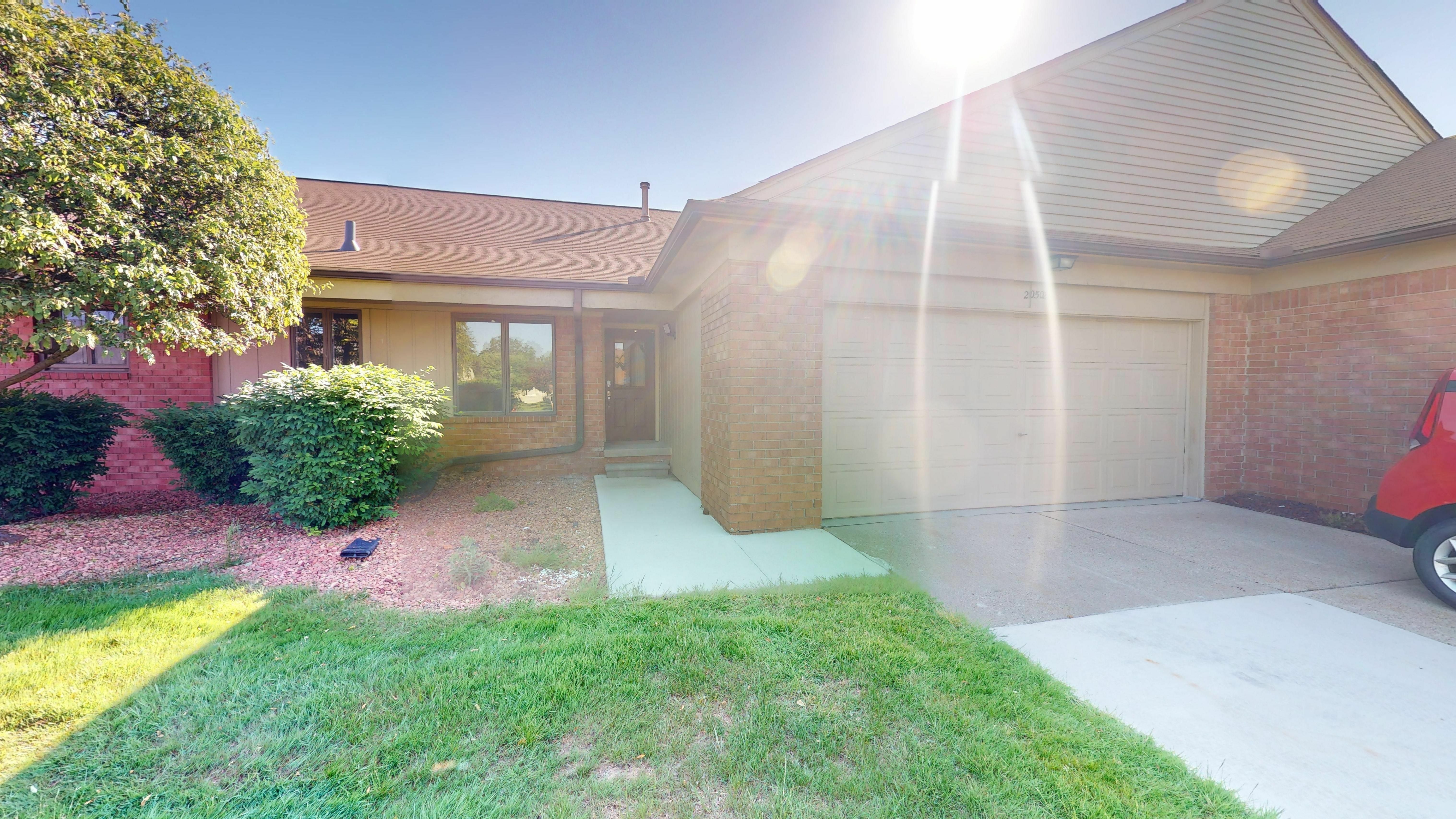 Property Photo:  20502 Pine Meadow Drive  MI 48036 3802 