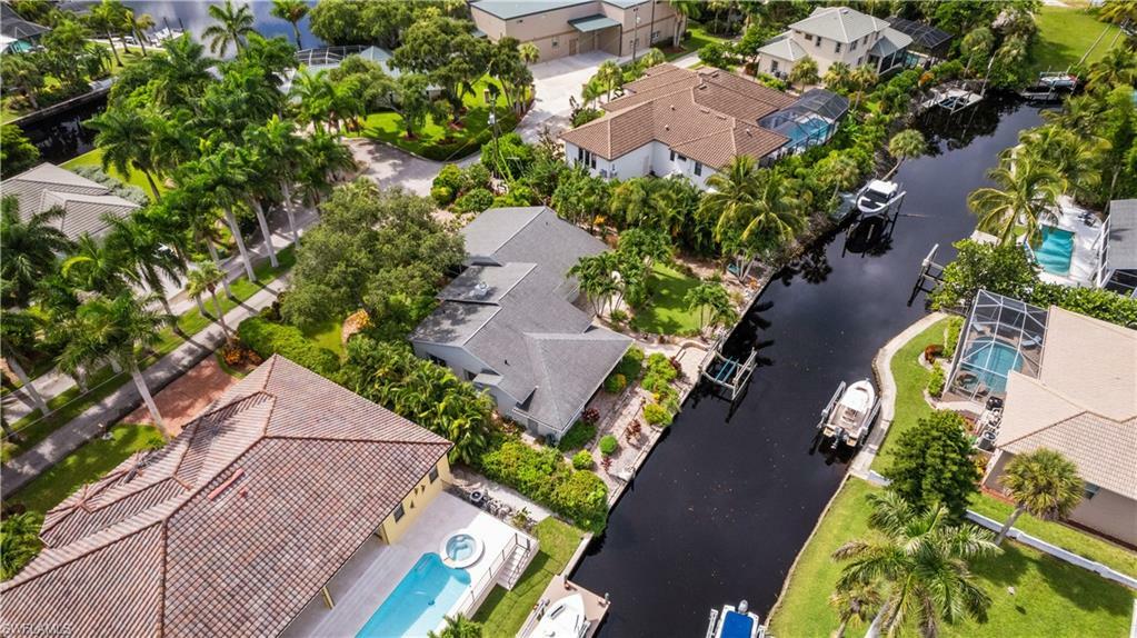 Property Photo:  27150 Del Ln  FL 34135 