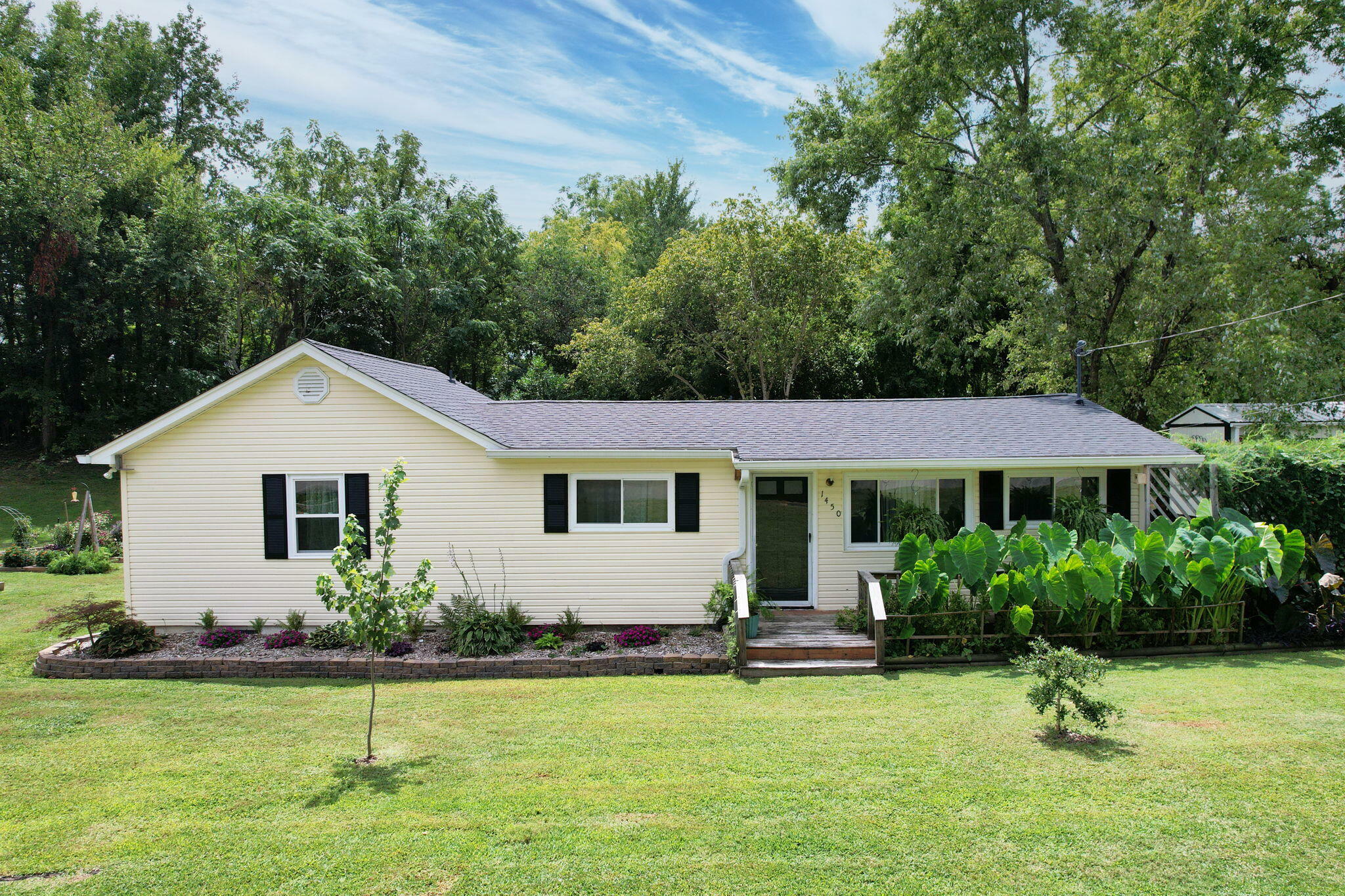 Property Photo:  1450 20th Street SE  TN 37311 