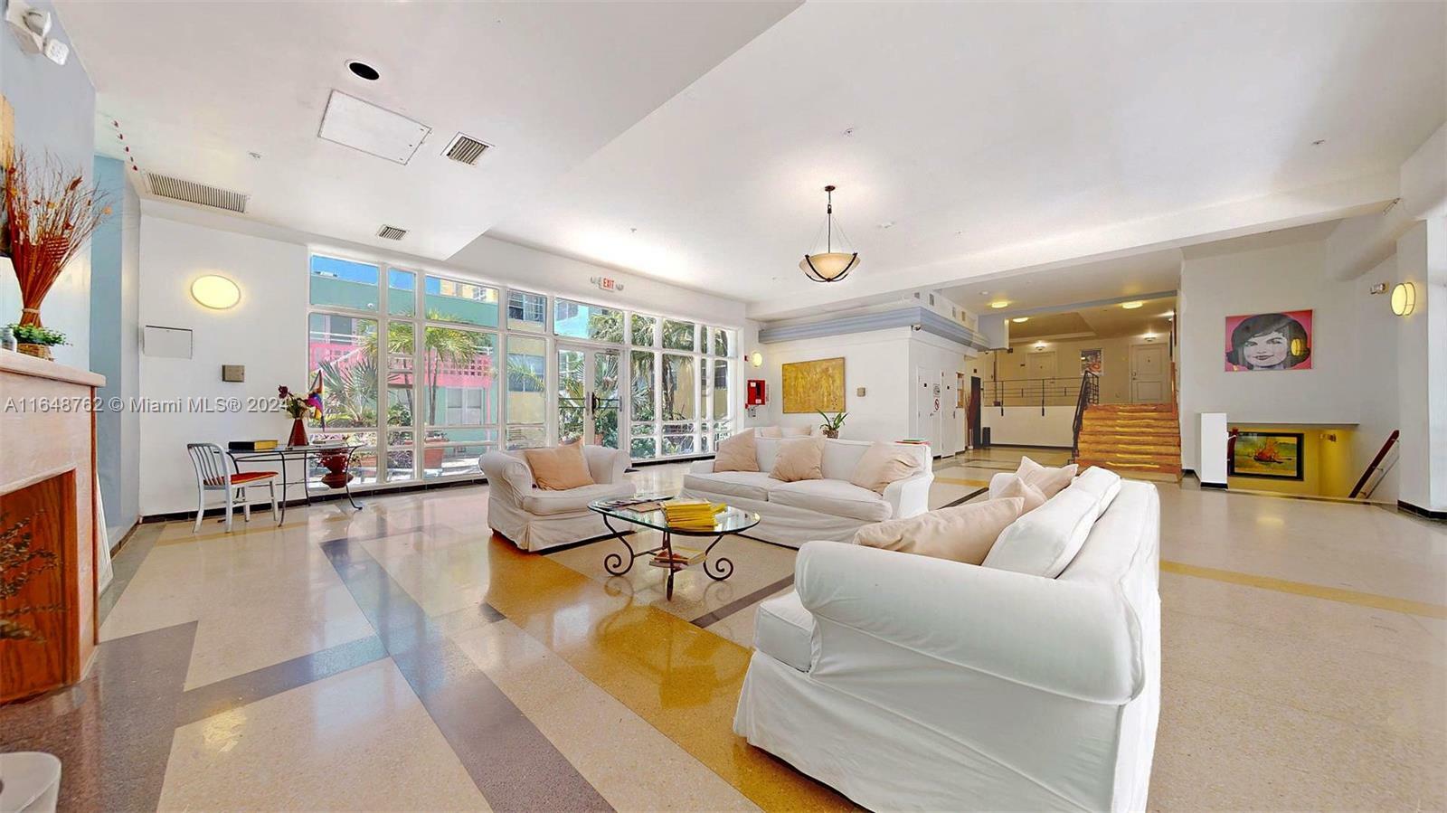 Property Photo:  1460 Ocean Dr 205  FL 33139 