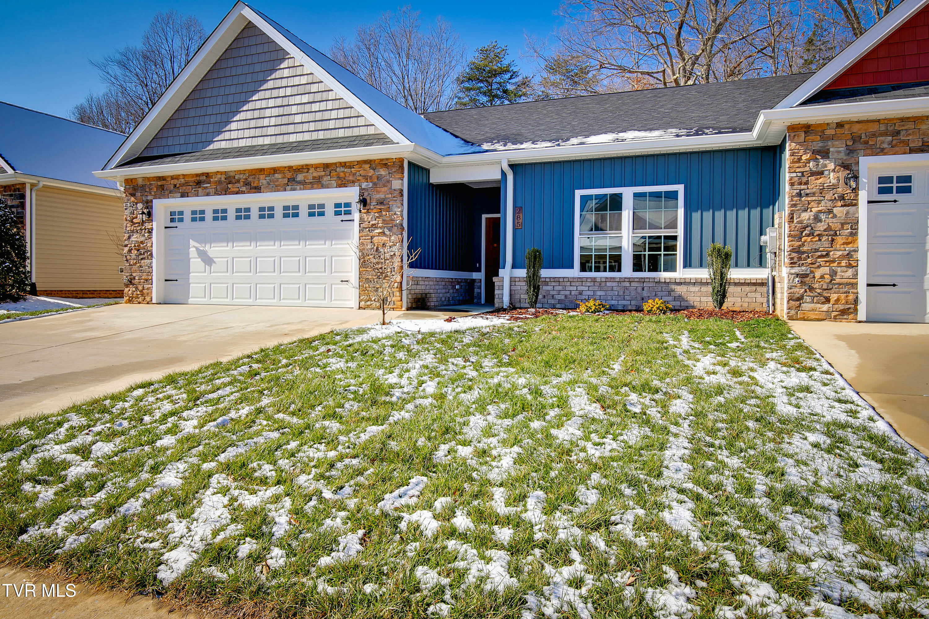 Property Photo:  285 Piper Glen  TN 37615 