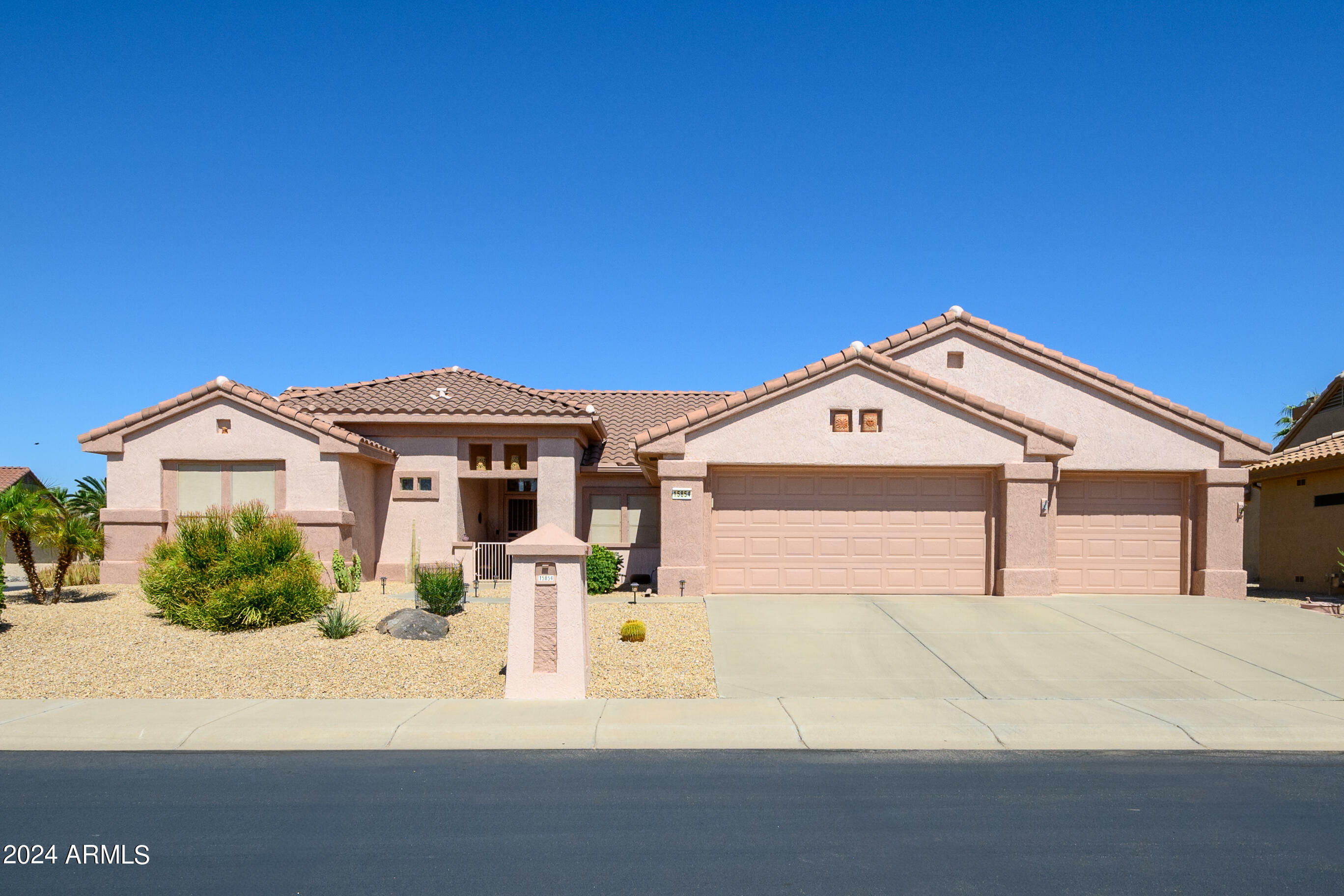 Property Photo:  15854 W Kino Drive  AZ 85374 